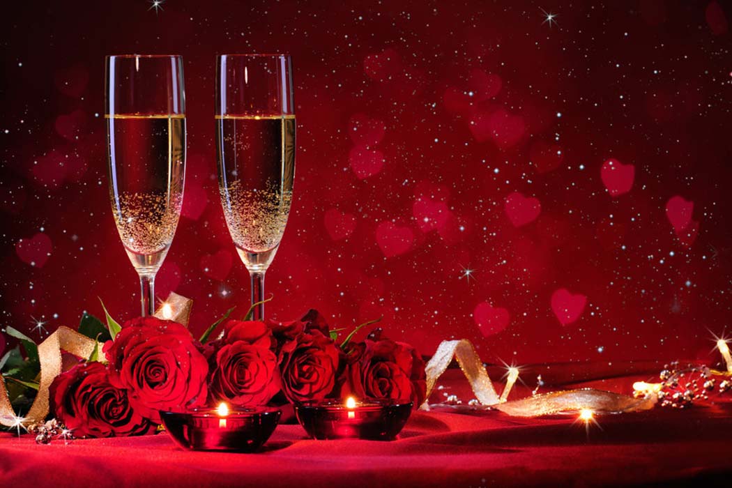 Two glasses of champagne